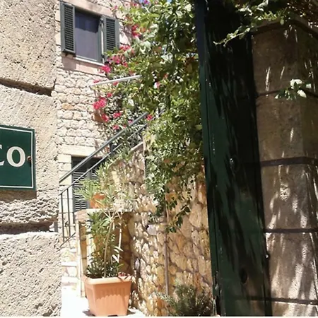 Villa Kalogria